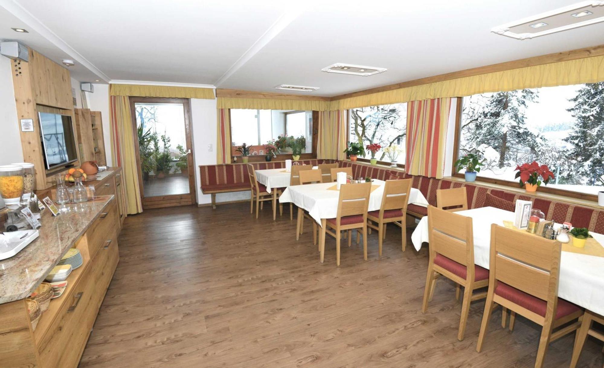Gaestehaus Sonnenheim Thaur Exterior photo